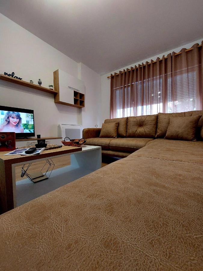 Gex Apartments 地拉那 外观 照片